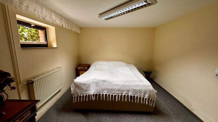 ST Schlafzimmer (2).JPEG