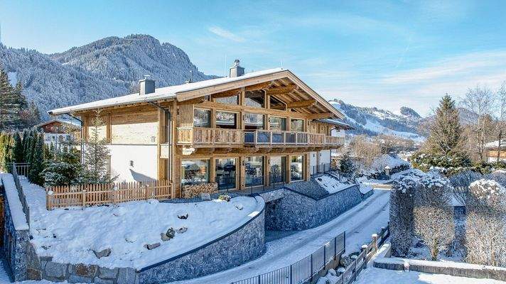 KITZIMMO-Luxuswohnung in Toplage auf der Bichlalm kaufen - Immobilien Kitzbühel.