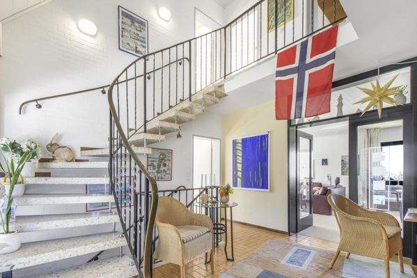 Galerie im Erdgeschoss