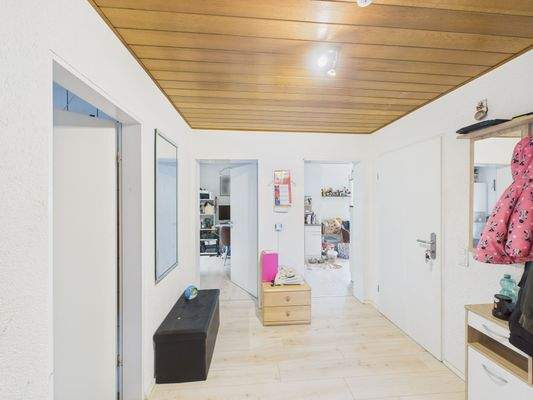 CAM01223G0-PR0177-STILL007