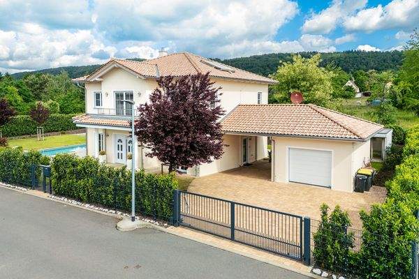 Zufahrt zur Immobilie