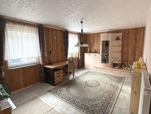 1. beheizbares Zimmer im Untergeschoss