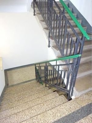 1 Treppe