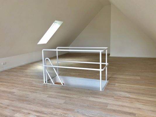 0270-103-Spitzboden 2 2018-07-26.jpg