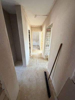 Flur 3 Zi. Wg.