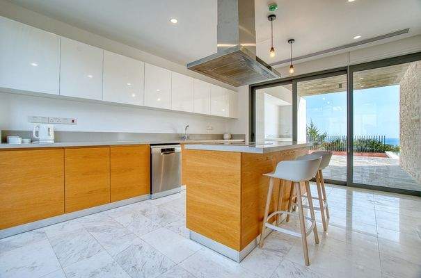 726888-detached-villa-for-rent-in-pegia-sea-caves_