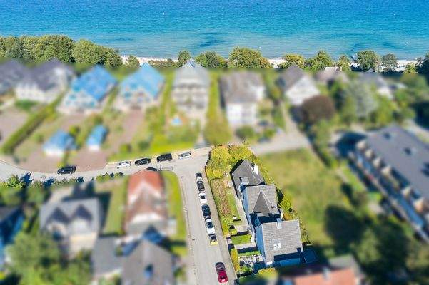 Gebäudeensemble von oben, dem Meer so nah 