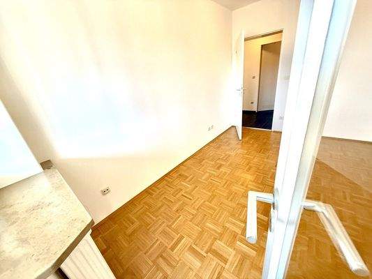 Ihr Kinder- oder Arbeitszimmer gen Diele