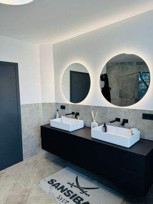 PHOTO-2025-05-22-13-20-34 2.jpg