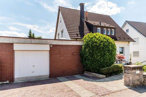 Sicherer Stellplatz mit direktem Zugang zum Wohnhaus-29