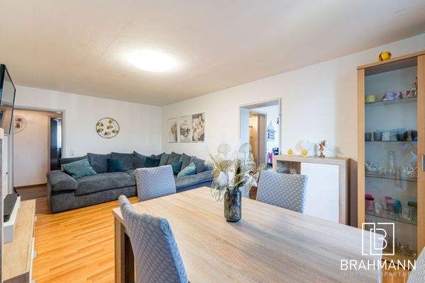 Großzügiger Wohn- und Essbereich