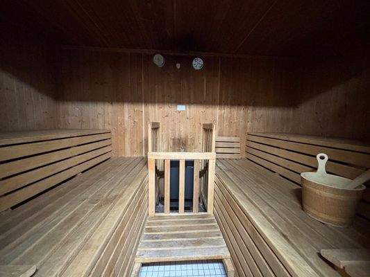 Saunabereich mit angenehmer Atmosphäre