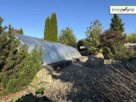 Blick zum Swimmingpool 