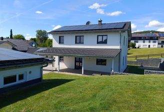 KFW 55 Haus, viel Platz ums Anwesen