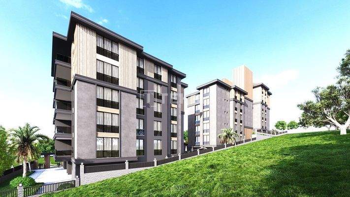 3-Bedroom Flats with Communal Pool in Mudanya Güzelyalı