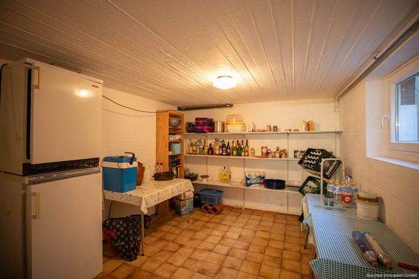 Vorratsraum im Keller