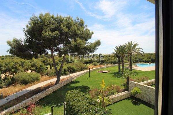 Apartments with Golf Course Views in Pilar de la Horadada