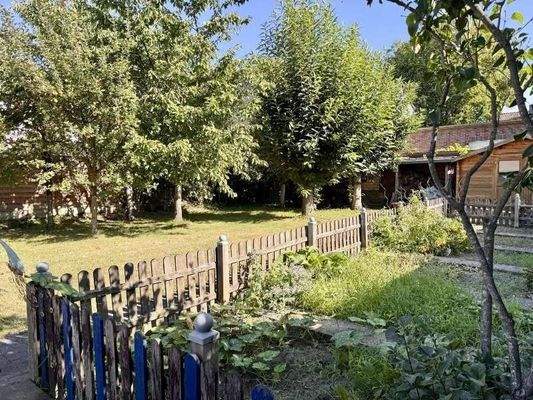 Nutzgarten hinter dem Grillplatz