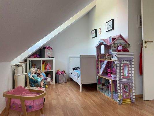 Kinderzimmer oben - 2.jpg