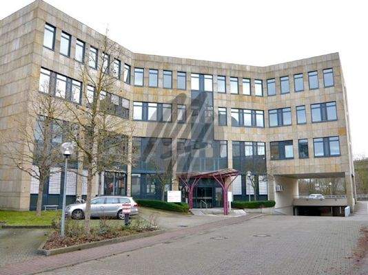 INFOS UNTER: 06171-586000