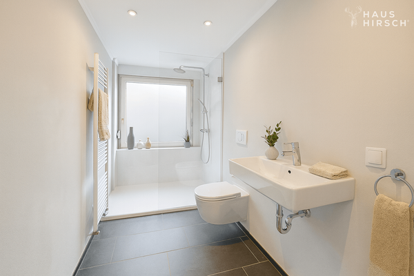 Bad - Beispiel Foto fertig renoviert