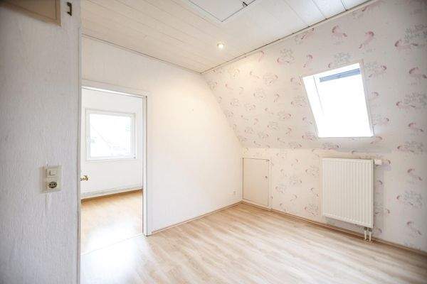 Flur im OG (stillgelegte Küche)