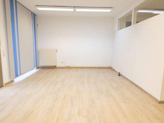 großer Raum / Empfangsbereich