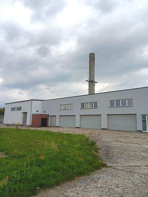 Kodersdorf / Feldhäuser Halle, Kodersdorf / Feldhäuser Hallenfläche