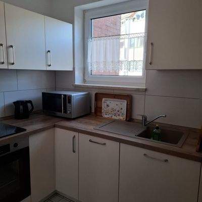 Küche mit Einbauküche