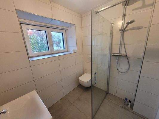 Duschbad EG
