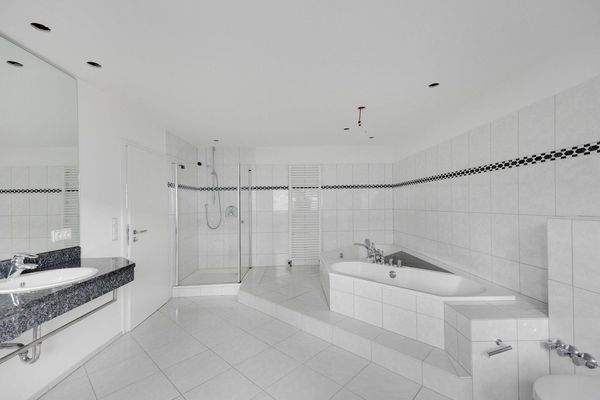 Badezimmer 1. Obergeschoss