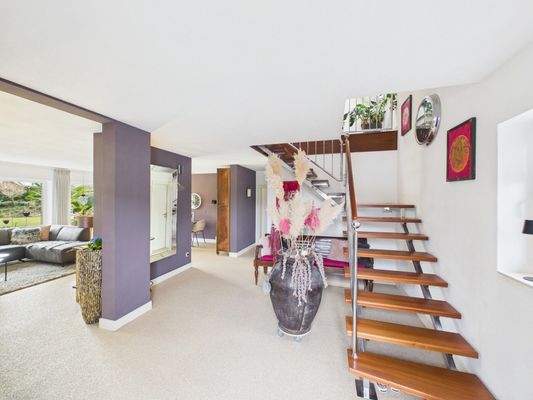 CAM03784G0-PR0100-STILL025