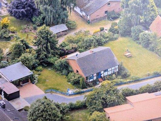 Luftbild vom Grundstück