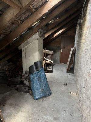 Haupthaus Dachboden (Scheune)