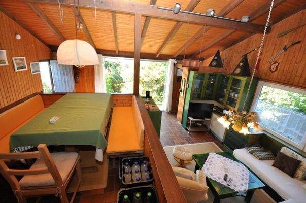 Haus 1: Essen / Wohnen