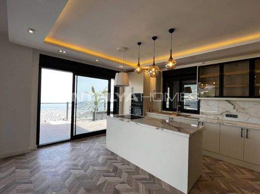 Panoramic Sea View Smart Villas in Alanya Tepe
