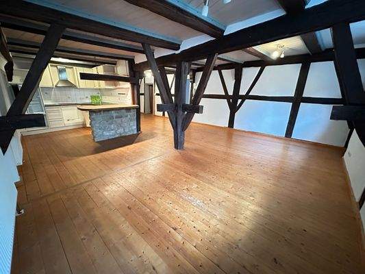 Wohn- Essbereich mit Küche