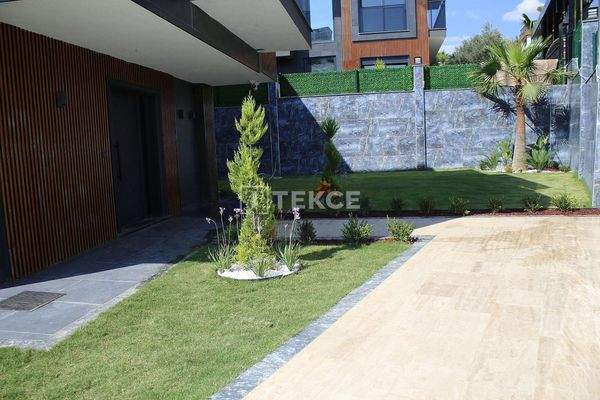 Spacious Detached Villa with Pool in an Elite Location in Kuşadası