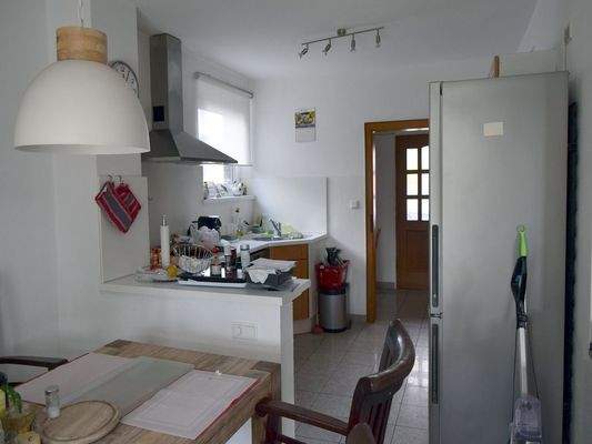 Esszimmer und Küche 