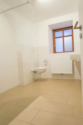 Badezimmer EG