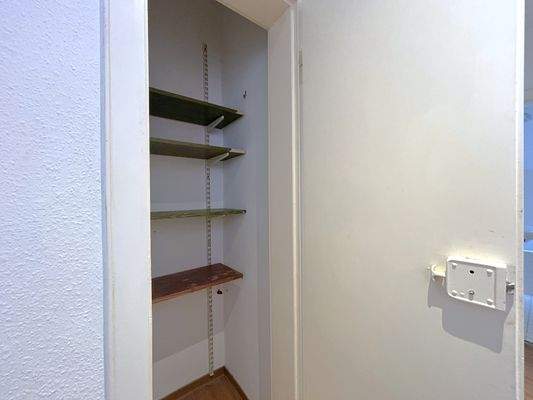 Einbauschrank