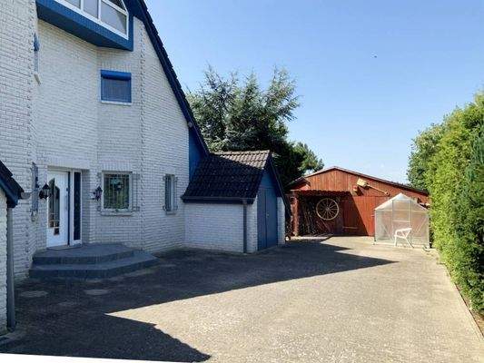 Zufahrt zur Immobilie