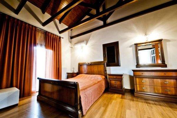 Kreta, Katsikia: Luxuriöse Villa mit Pool, Garten, Meerblick zu verkaufen