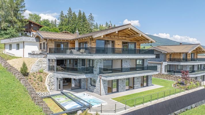 KITZIMMO-Luxusvilla mit Freizeitwohnsitz kaufen - Immobilien Kitzbühel.