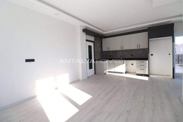 Duplex Apartment Near the Tram in Antalya Kepez