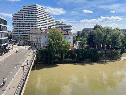 Ausblick über die Donau