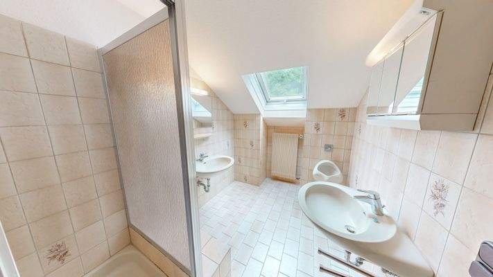 Badezimmer II OG