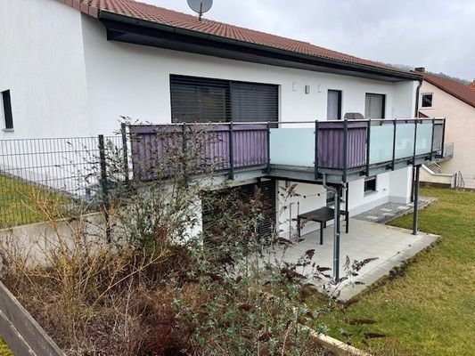 Ansicht mit Garten.jpg