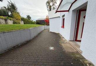 Eingansbereich mit Terrasse