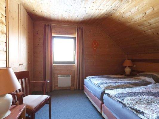 Schlafzimmer 2
